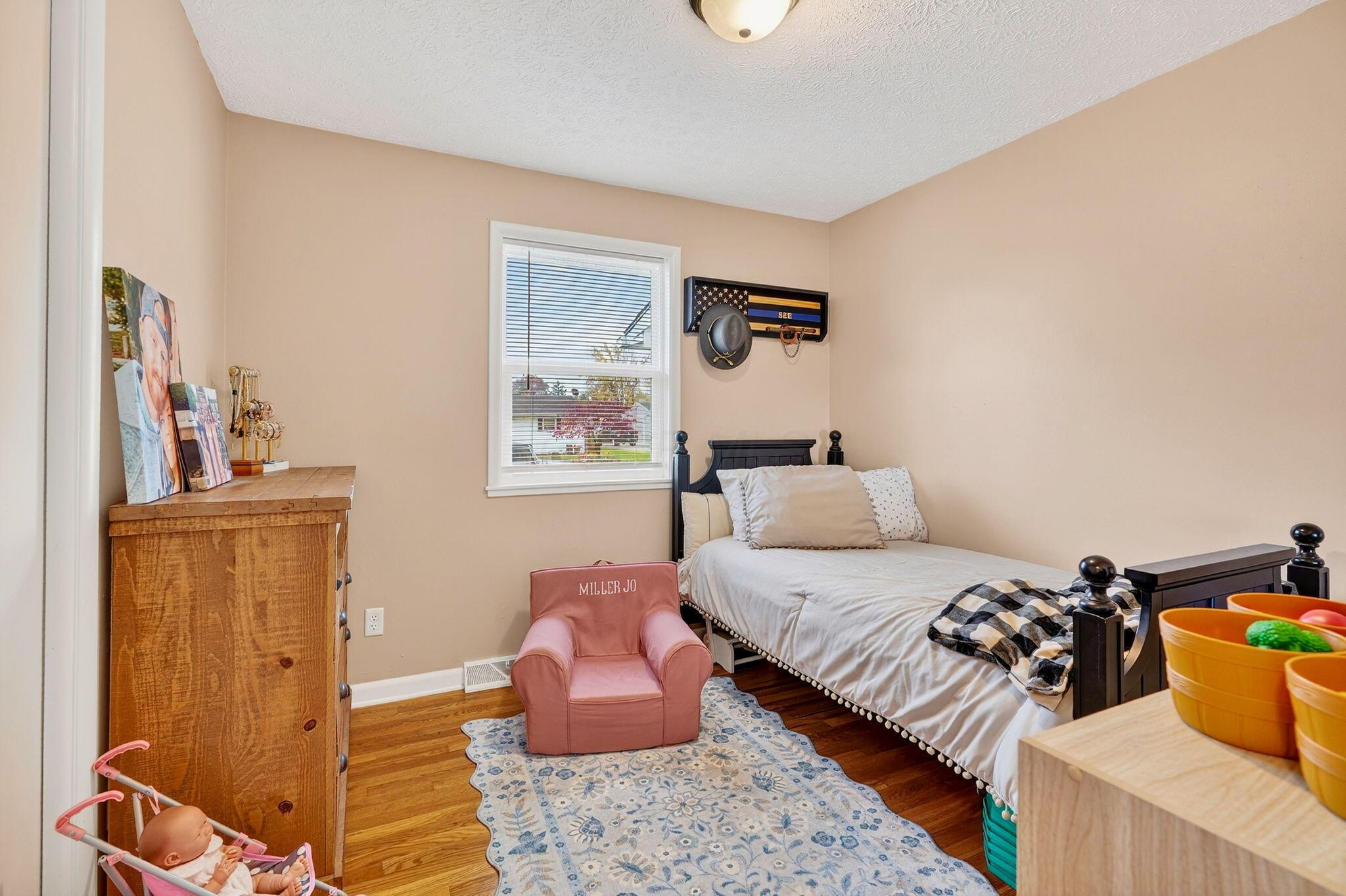 270 Edwards Road Circleville, OH 43113 - Photo 23 of 44 Bedroom 3