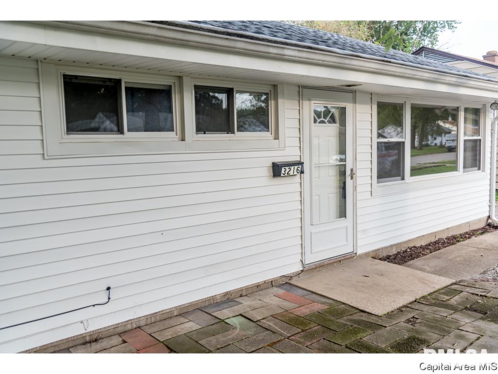 3216 Saxony Road Springfield, IL 62703 - Photo 19 of 24