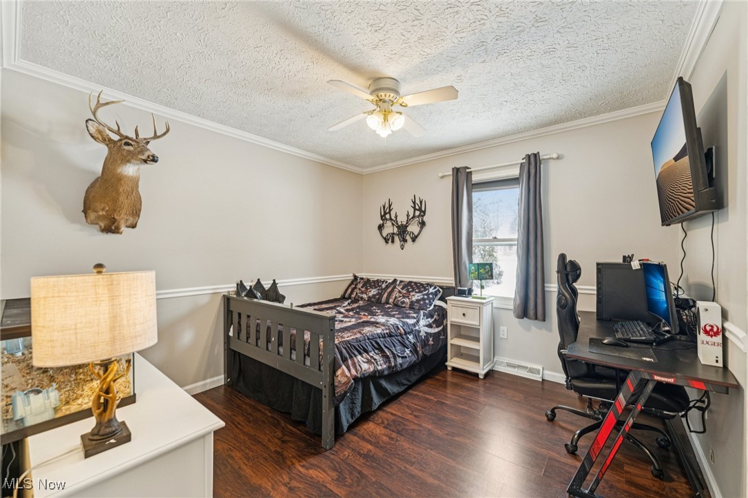 15608 Mason Road Vermilion, OH 44089 - Photo 20 of 34 Bedroom 2.