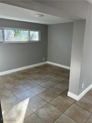 $259,000 | 4652 West Drive, Fort Myers, FL 33907