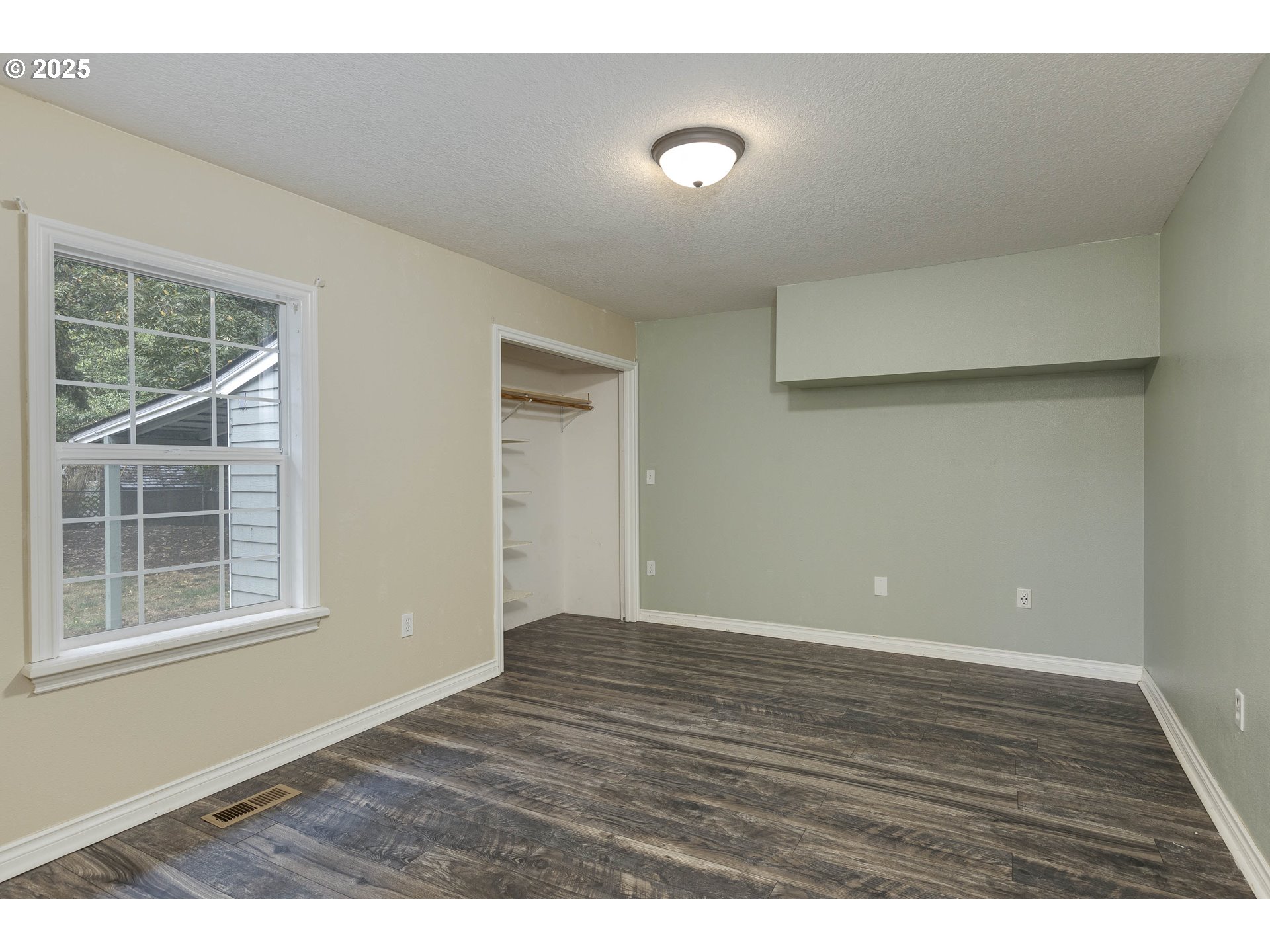 1535 Maple Street Forest Grove, OR 97116 - Photo 21 of 34