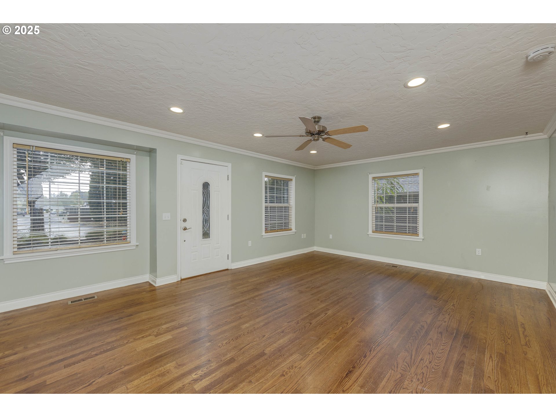 1535 Maple Street Forest Grove, OR 97116 - Photo 7 of 34