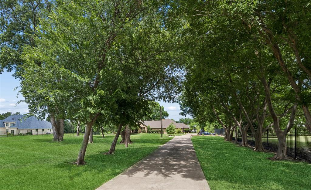 579 Collins Road Sunnyvale, TX 75182 - Photo 3 of 39