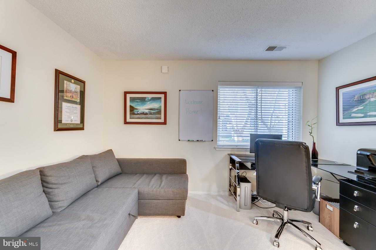 11031 Villaridge Court Reston, VA 20191 - Photo 25 of 38 Second Bedroom - Photo #2