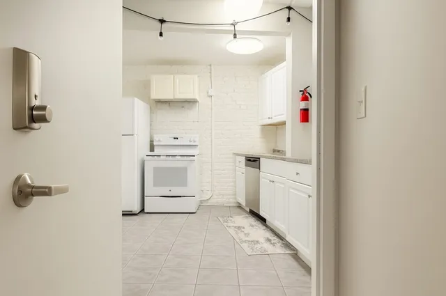 $2,800 | 101 Court Street, Unit 1, Binghamton, NY 13901