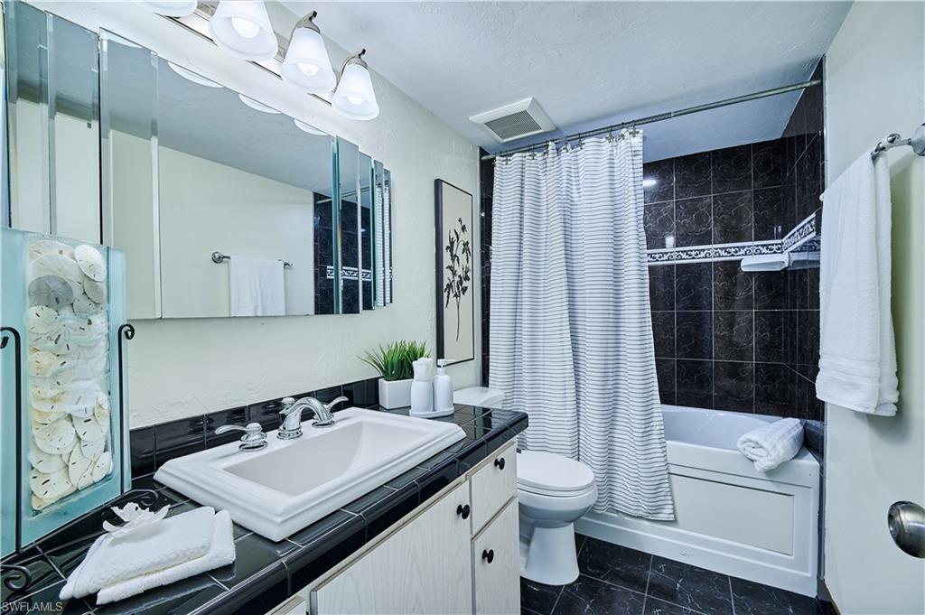 3420 Frosty Way, Unit 4902 Naples, FL 34112 - Photo 18 of 39
