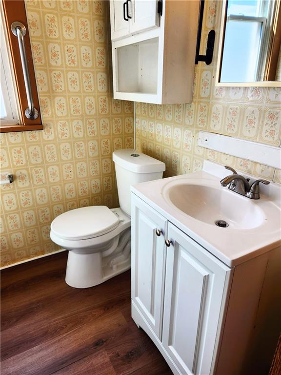 922 Hober Avenue, Unit 2 McKees Rocks, PA 15136 - Photo 2 of 7