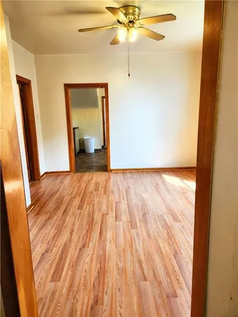 $945 | 922 Hober Avenue, Unit 2, McKees Rocks, PA 15136