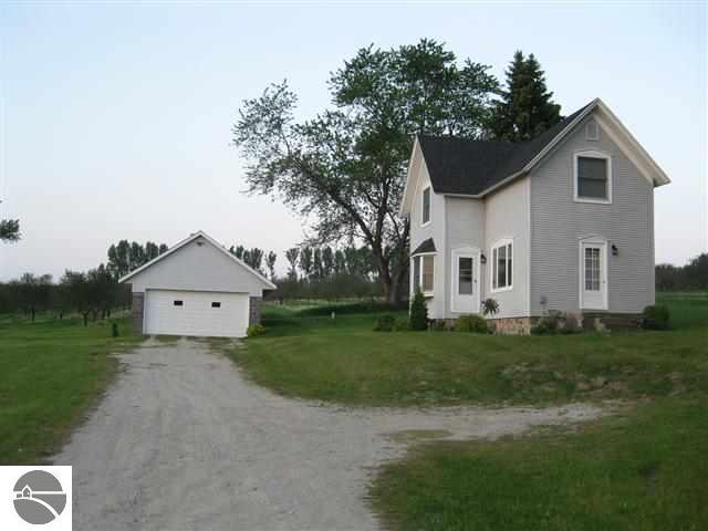5143 Demerly Road Benzonia, MI 49616 - Photo 17 of 19 1742313-16.JPG