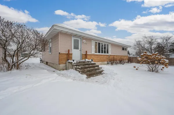 $120,000 | 406 3rd Street Southeast, Deer River, MN 56636