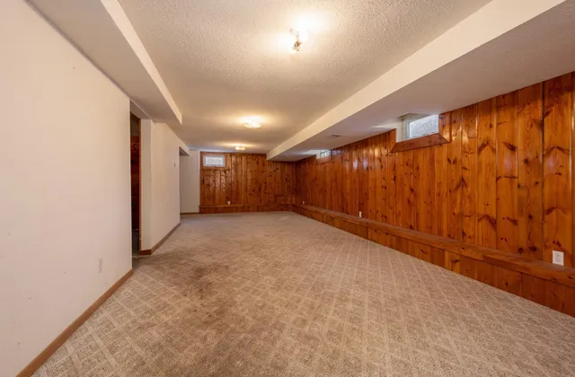 $129,900 | 406 3rd Street Southeast, Deer River, MN 56636