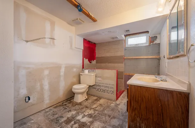 $129,900 | 406 3rd Street Southeast, Deer River, MN 56636