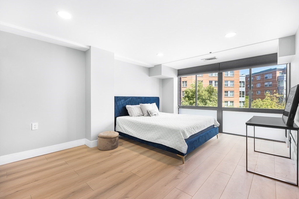 357 Commercial Street, Unit 206 Boston, MA 02109 - Photo 9 of 23