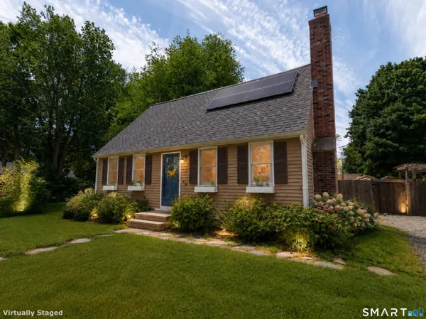 $374,900 | 15 Bluff Avenue, Clinton, CT 06413