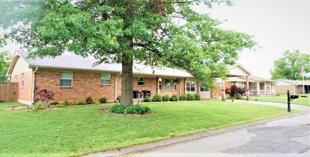 1705 North 12th Street Perry, OK 73077 - Photo 2 of 35 Gallery Image 2