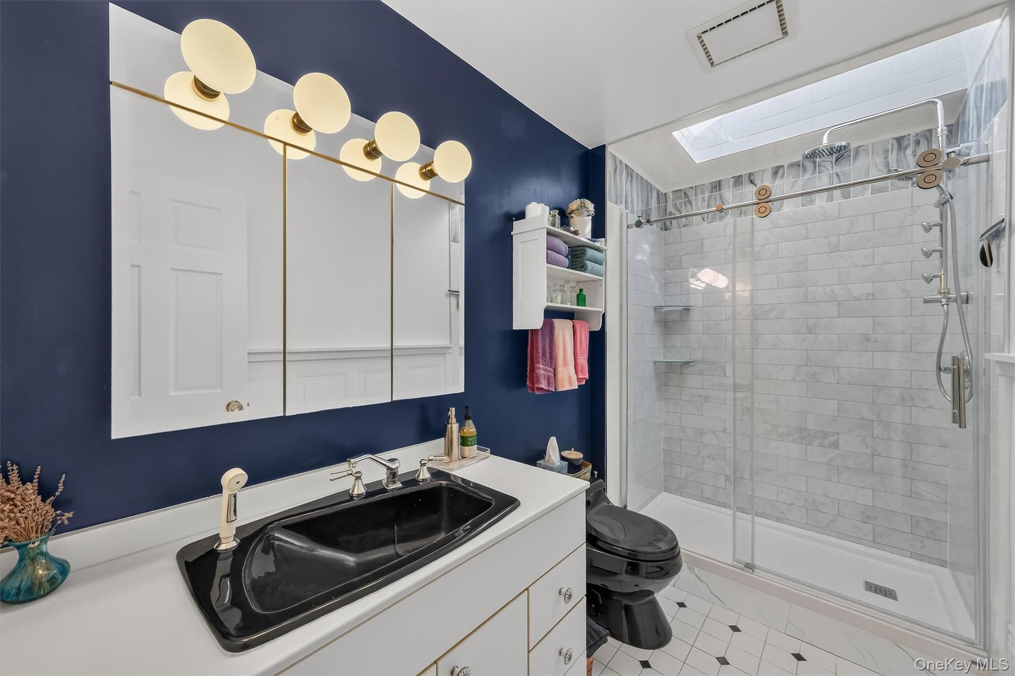 17 North Jackson Road Poughkeepsie, NY 12603 - Photo 17 of 49 Hallway Bathroom
