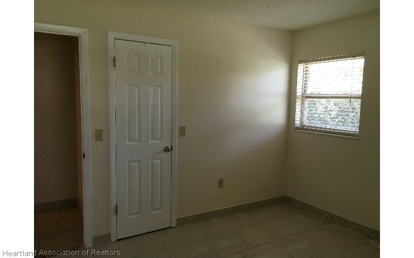 3025 Parkwood Road Sebring, FL 33872 - Photo 8 of 23 Gallery Image 8