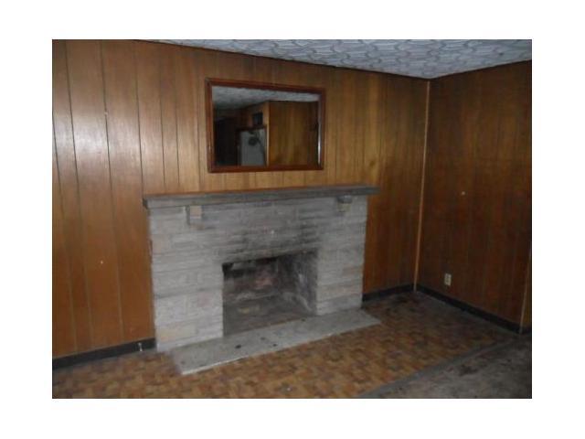 1486 Frank Road Columbus, OH 43223 - Photo 5 of 10 Gallery Image 5
