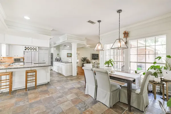 $539,900 | 2806 Eagle Creek Drive, Houston, TX 77345