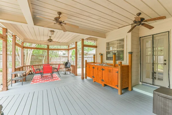 $539,900 | 2806 Eagle Creek Drive, Houston, TX 77345
