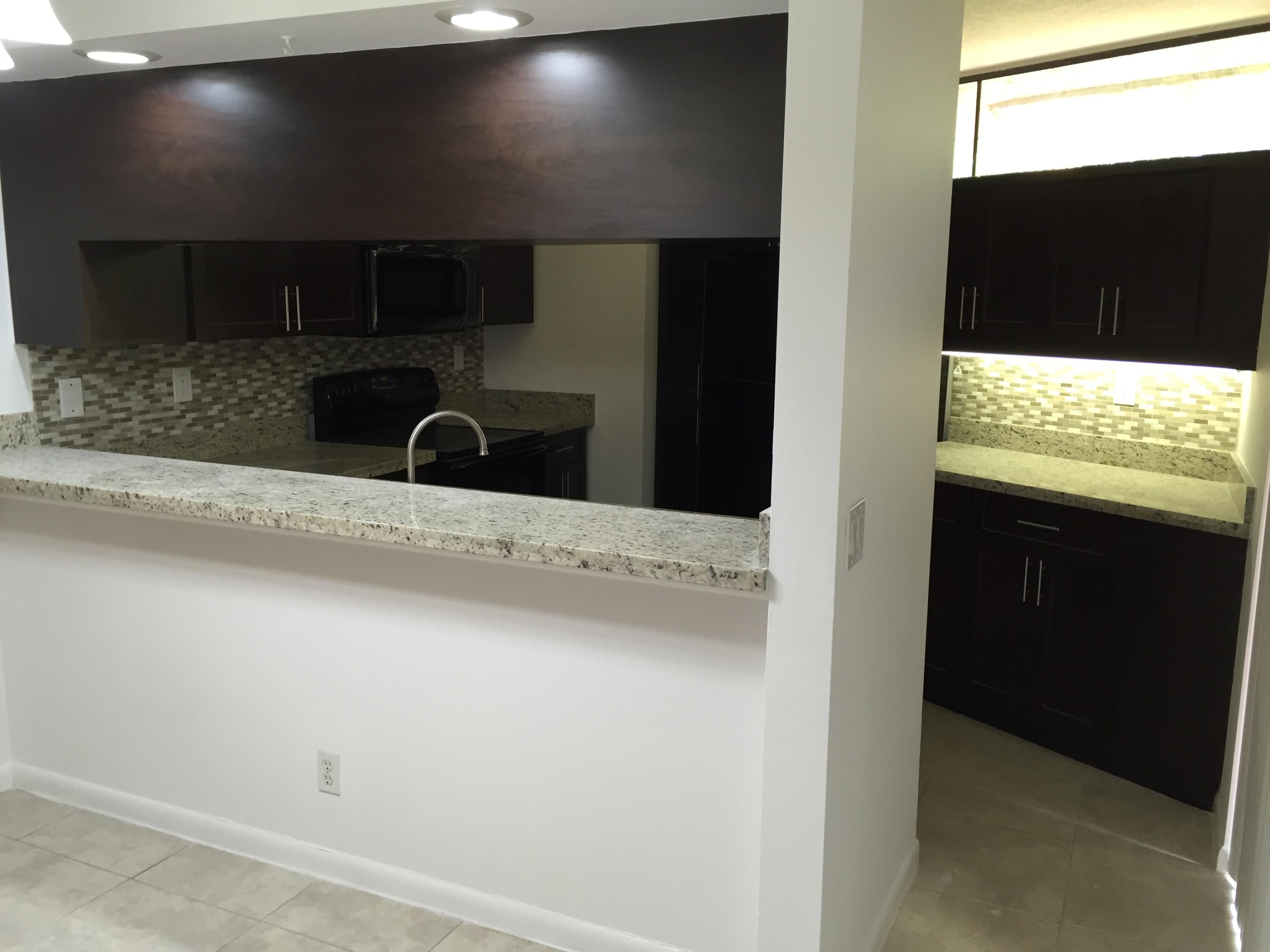 8152 Thames Boulevard, Unit D Boca Raton, FL 33433 - Photo 20 of 41 IMG_4332