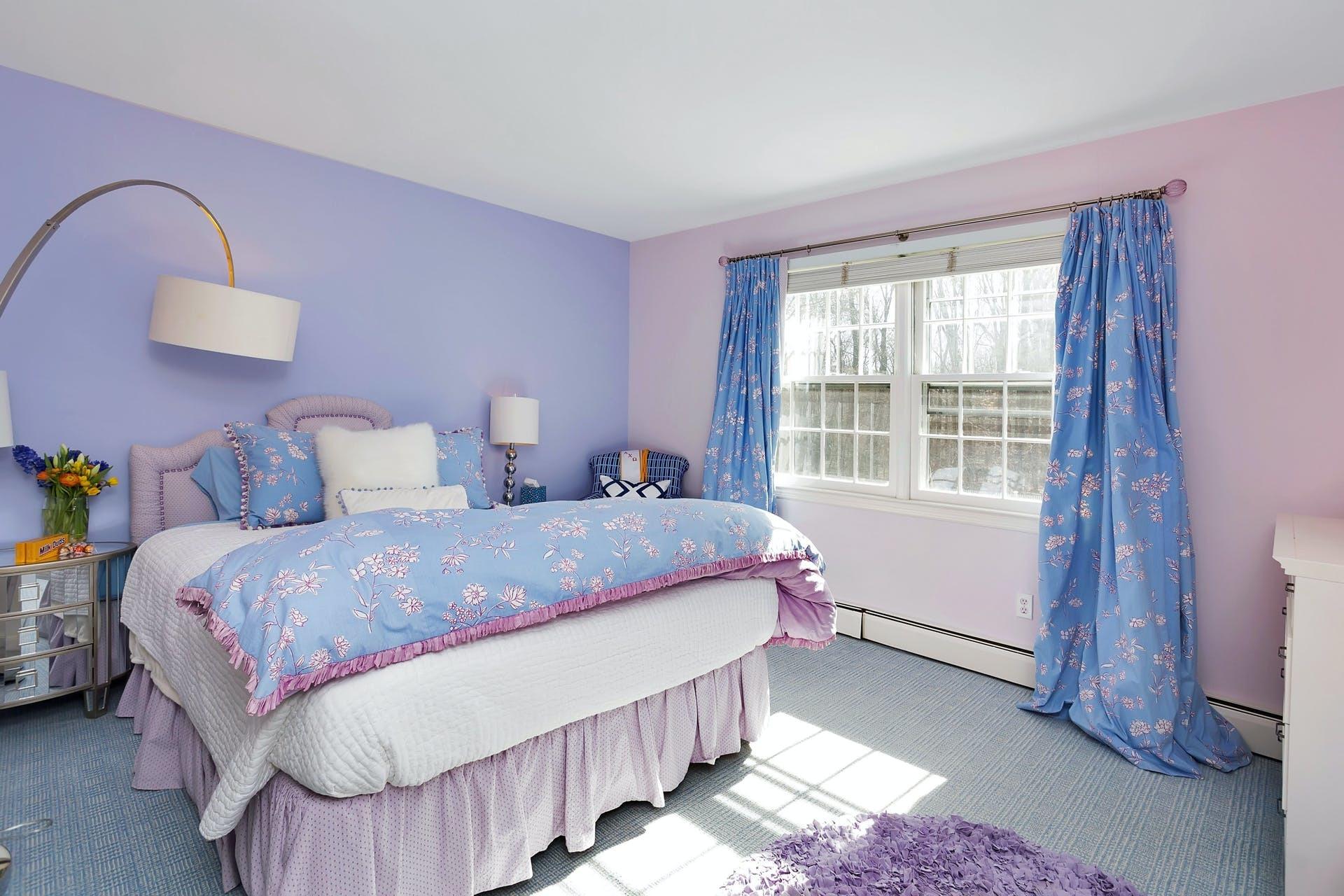100 Stephen Mather Road Darien, CT 06820 - Photo 25 of 38 a bedroom with a bed and a window