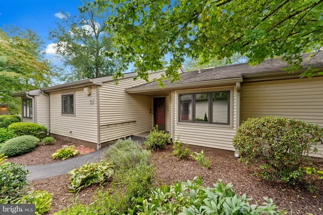 $639,000 | 975 Kennett Way, West Chester, PA 19380