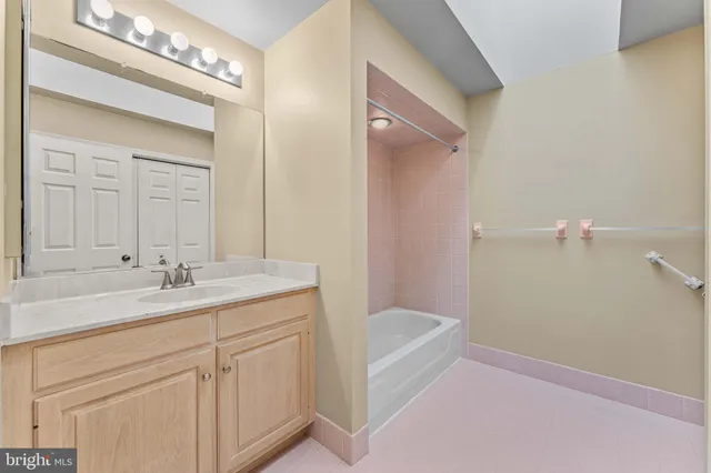 $639,000 | 975 Kennett Way, West Chester, PA 19380