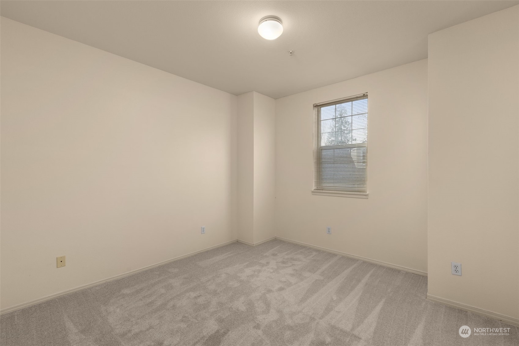 1800 Northeast 40th Street, Unit B5 Renton, WA 98056 - Photo 22 of 28