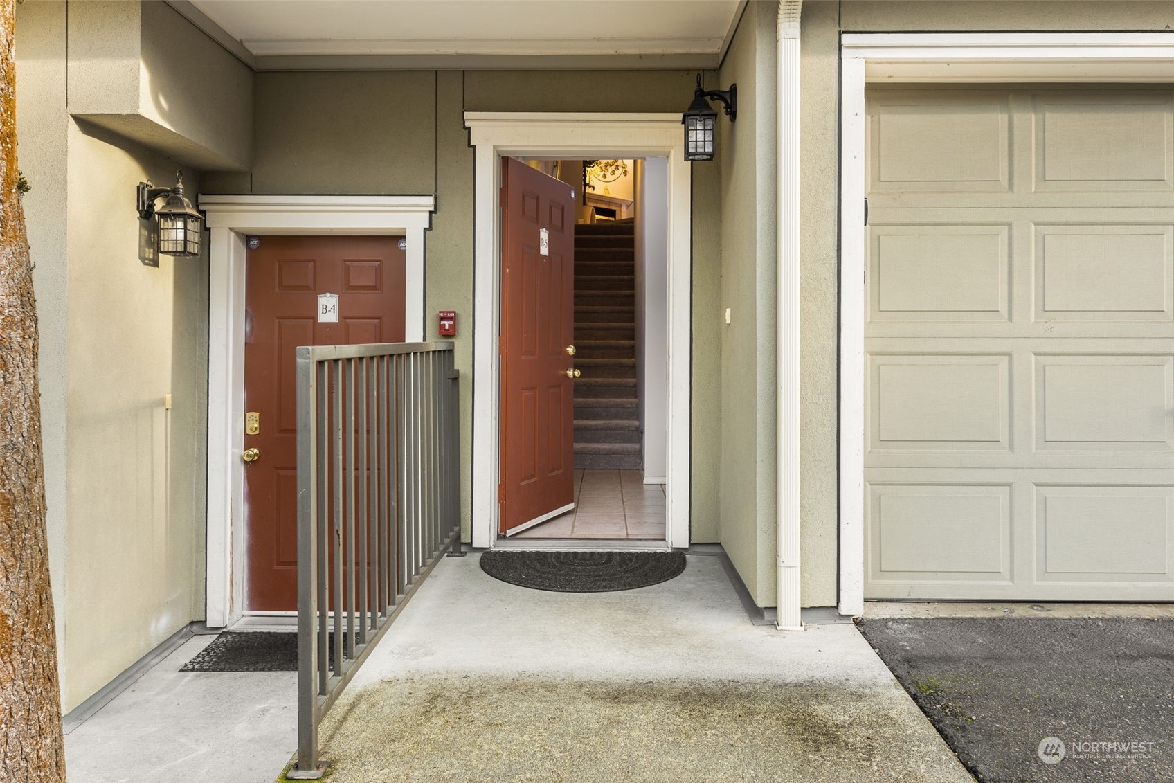 1800 Northeast 40th Street, Unit B5 Renton, WA 98056 - Photo 4 of 28