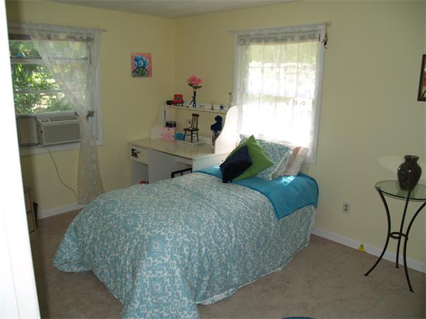8 Herbert Road Chelmsford, MA 01824 - Photo 11 of 27