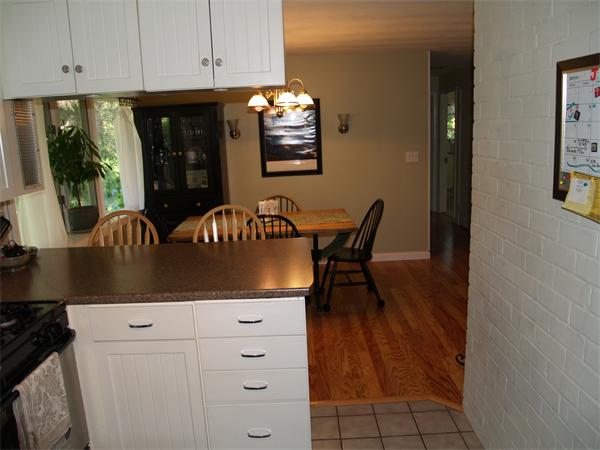 8 Herbert Road Chelmsford, MA 01824 - Photo 5 of 27