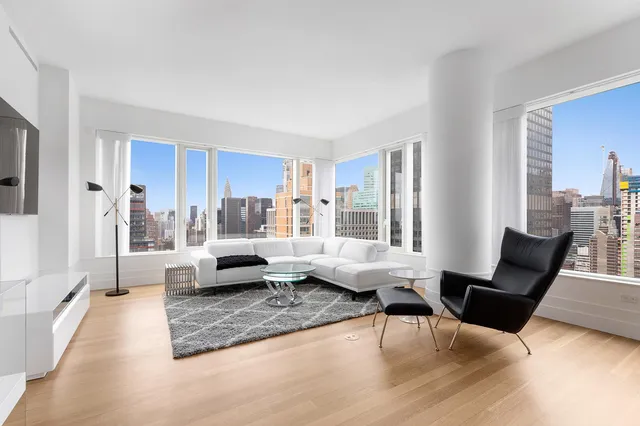 $3,495,000 | 252 East 57th Street, Unit 46D | Midtown East