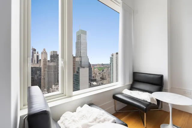 $3,495,000 | 252 East 57th Street, Unit 46D | Midtown East