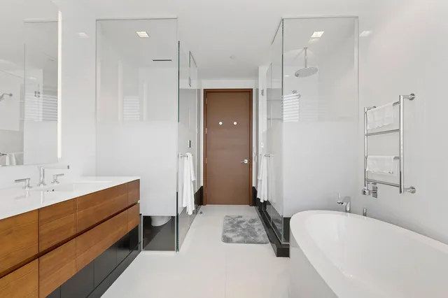 $3,495,000 | 252 East 57th Street, Unit 46D | Midtown East