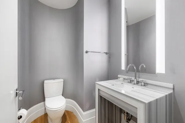 $3,495,000 | 252 East 57th Street, Unit 46D | Midtown East