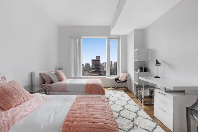 $3,495,000 | 252 East 57th Street, Unit 46D | Midtown East