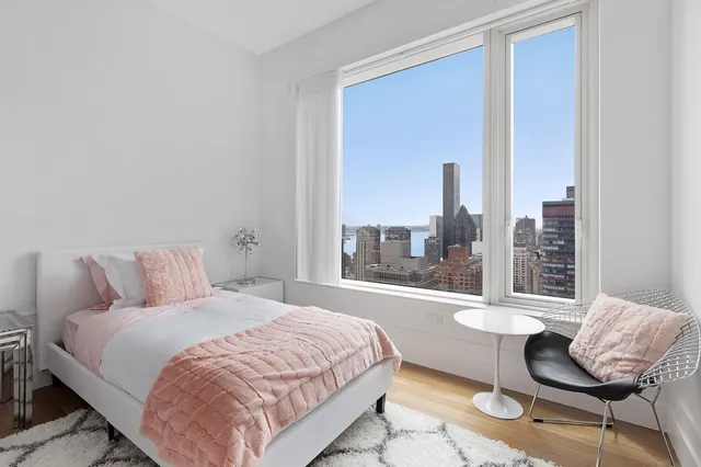 $3,495,000 | 252 East 57th Street, Unit 46D | Midtown East