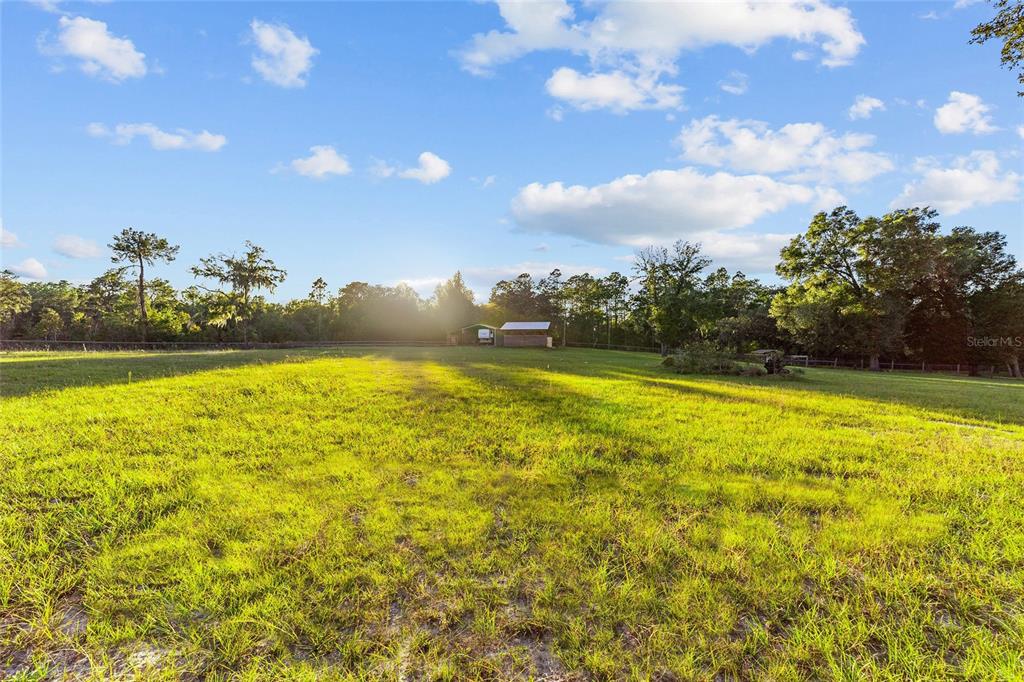 13200 Southwest 95th Street Dunnellon, FL 34432 - Photo 15 of 23 a view of an ocean from a balcony