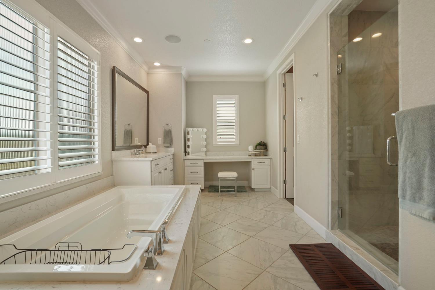 3081 Lombard Street Lodi, CA 95242 - Photo 50 of 82