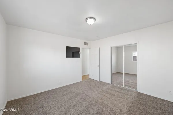 $3,800 | 7 South Catalina Street, Gilbert, AZ 85233