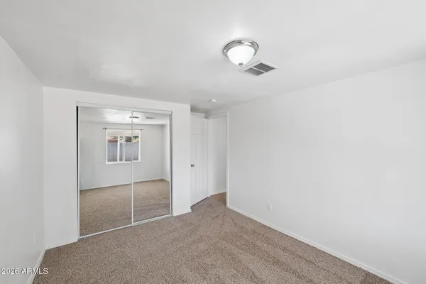 $3,800 | 7 South Catalina Street, Gilbert, AZ 85233