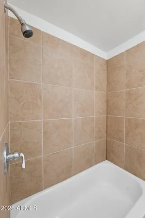 $3,800 | 7 South Catalina Street, Gilbert, AZ 85233