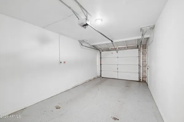 $3,300 | 7 South Catalina Street, Gilbert, AZ 85233