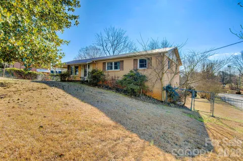 $199,000 | 24 West Berkley Avenue, Granite Falls, NC 28630