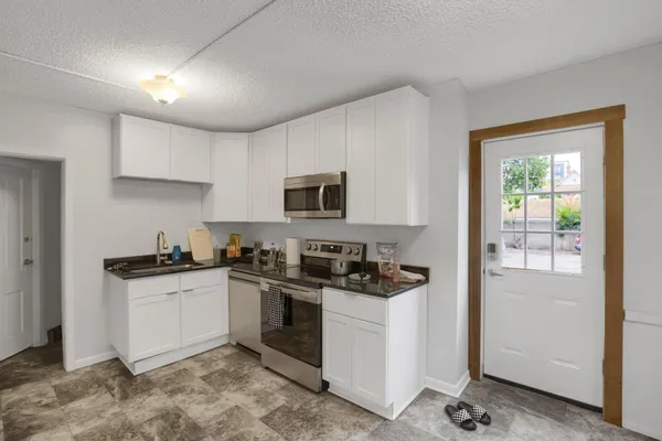 $1,600,000 | 1316 Southeast 7th Street, Minneapolis, MN 55414