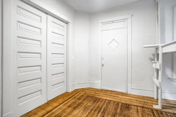 $1,600,000 | 1316 Southeast 7th Street, Minneapolis, MN 55414