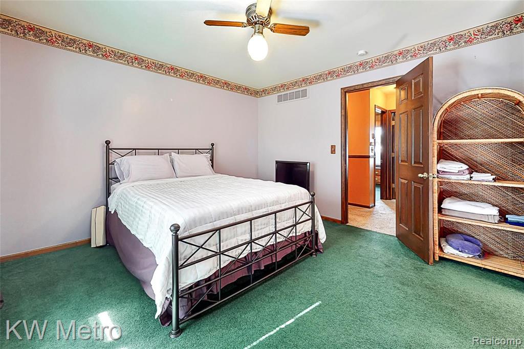 6192 Inkster Road Dearborn Heights, MI 48127 - Photo 20 of 34