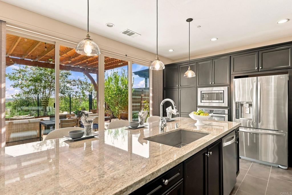 15838 Potomac Ridge Road San Diego, CA 92127 - Photo 11 of 49 Gallery Image 11