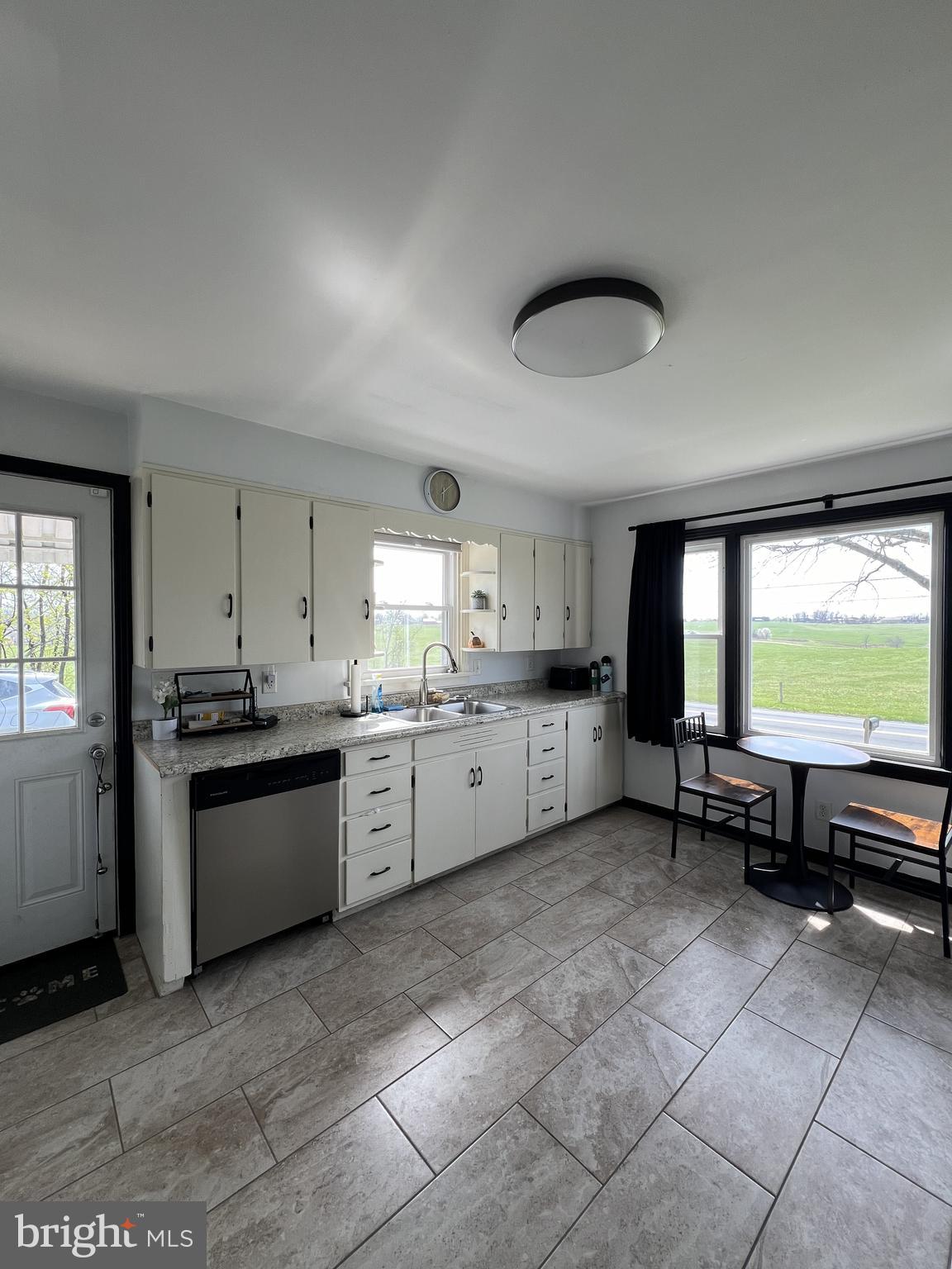 2291 Edenville Road Chambersburg, PA 17202 - Photo 4 of 27 Kitchen work area